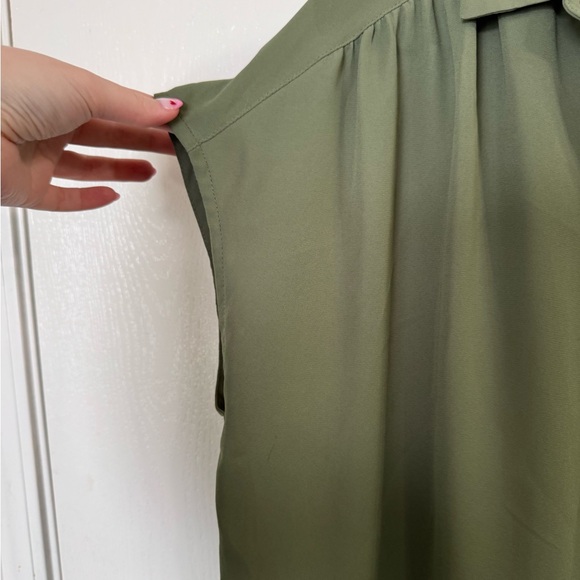 Loft Blouse - Picture 2 of 4